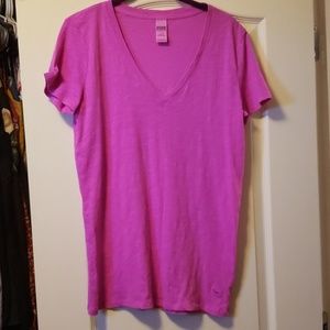 VS PINK tee
